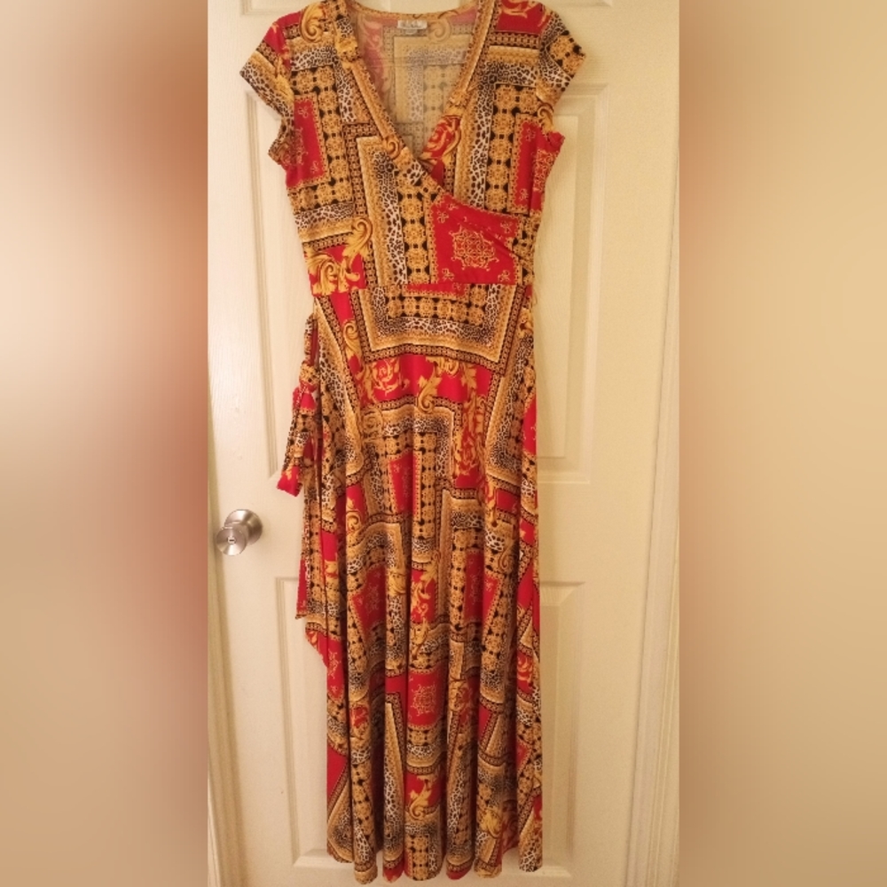Beautiful and Bold Colors, Cut and Style Women's Maxi Dress with Belt